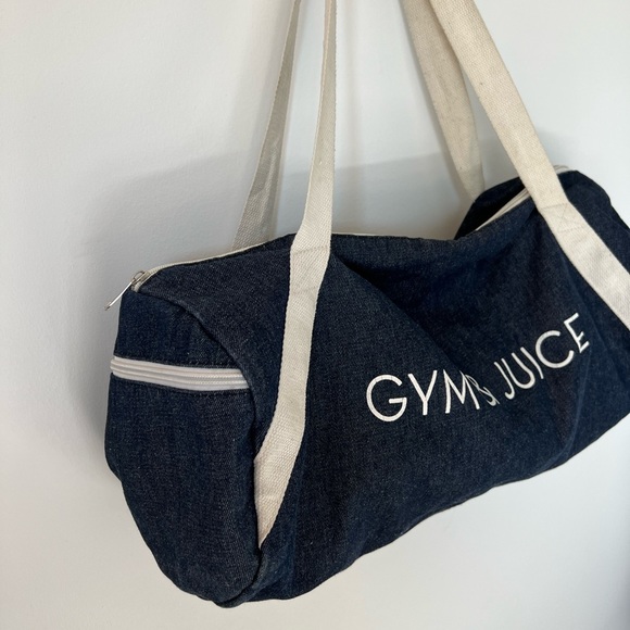 Gym and juice gym bag. In excellent condition - Picture 4 of 4